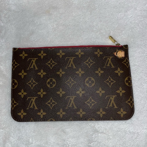 Louis Vuitton Neverfull PM with Pouch - Picture 13 of 16